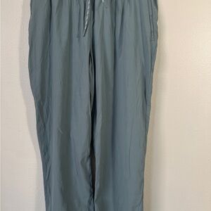 Athleta Pants Trekkie Straight Leg Crop Elastic Waist Drawstring Ankle Size 10